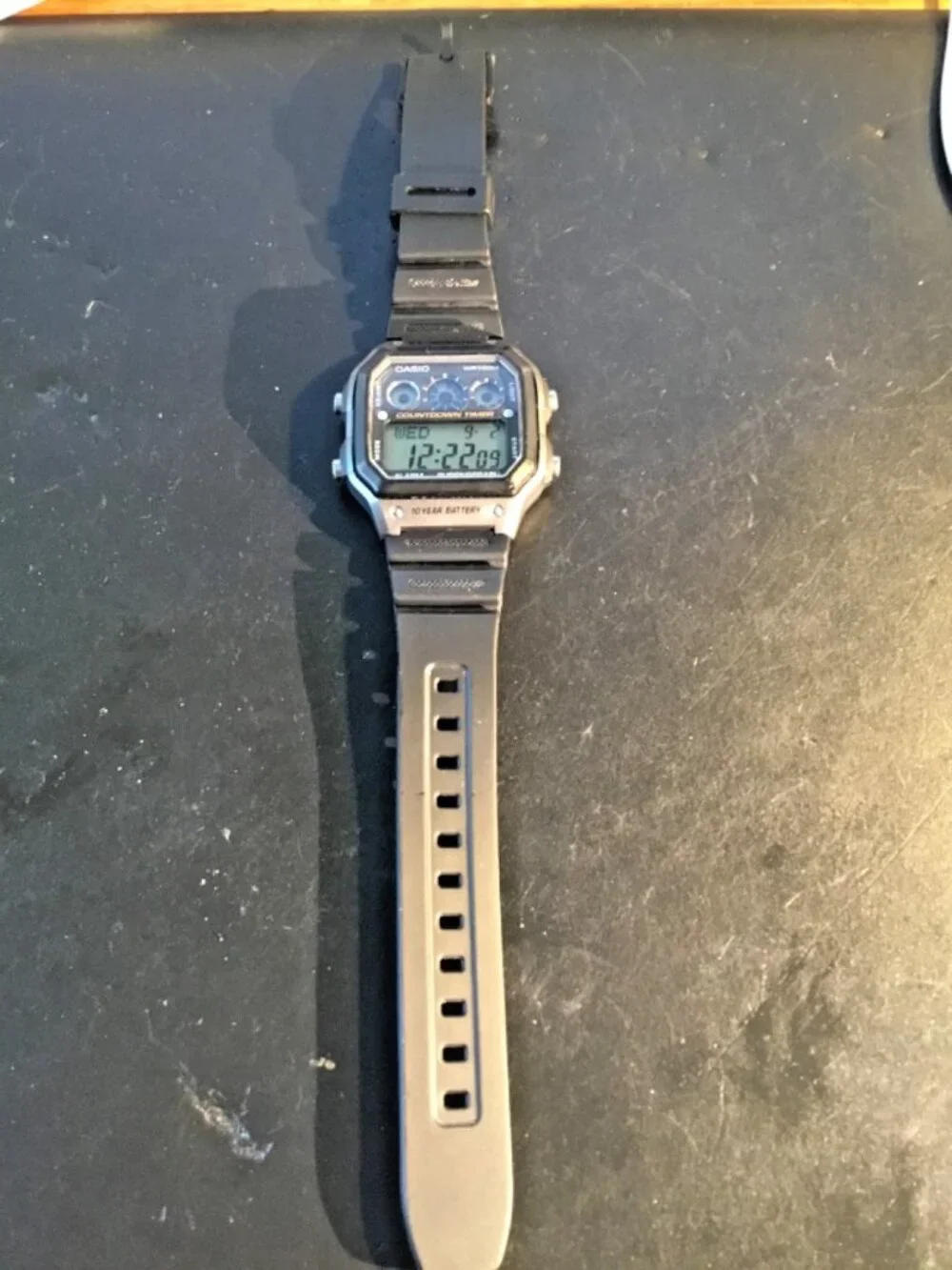 Casio AE-1300W Digital Sport Watch WR100 9 Timer Alarm Chrono=new battery